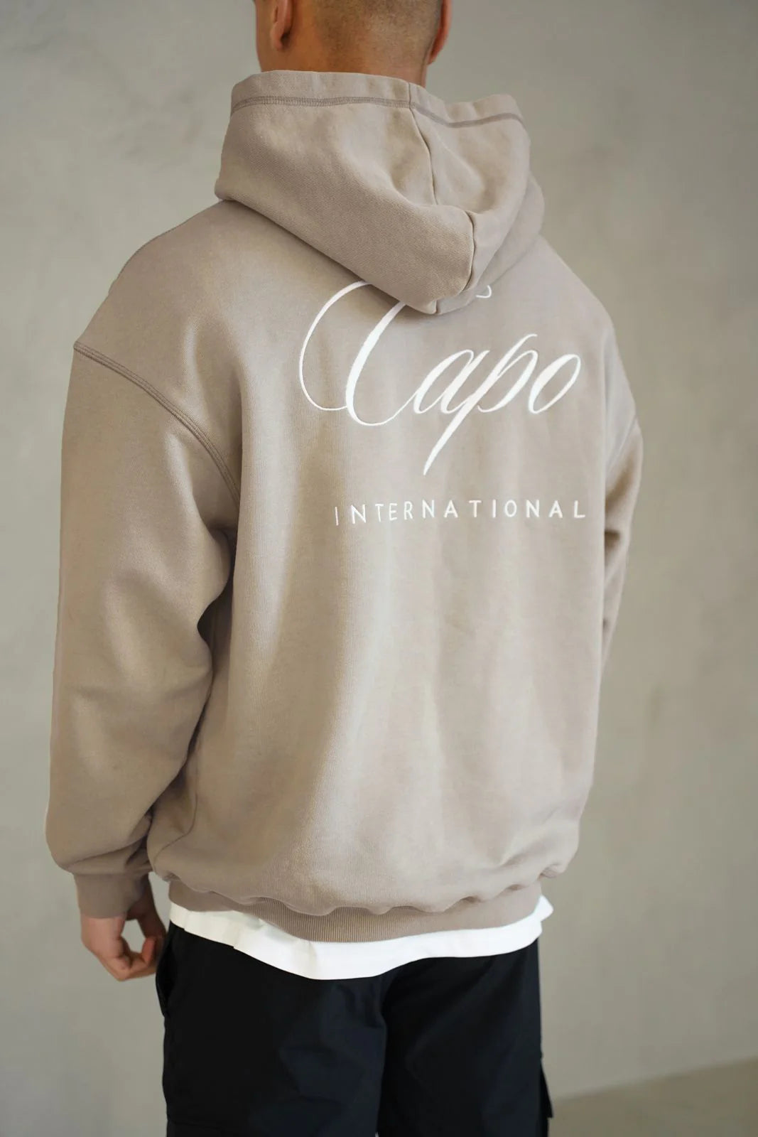 CAPO INTERNATIONAL HOODIE BEIGE