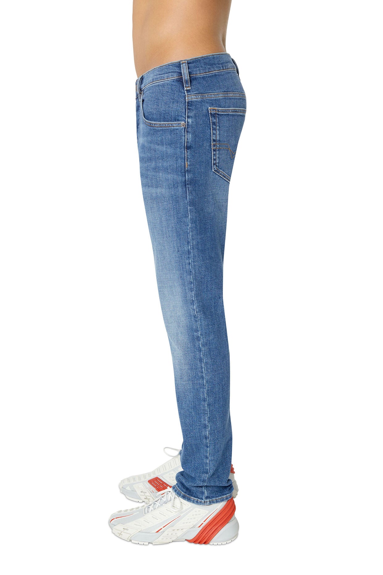 DIESEL Tapered Jeans D-Yennox 0ihat
