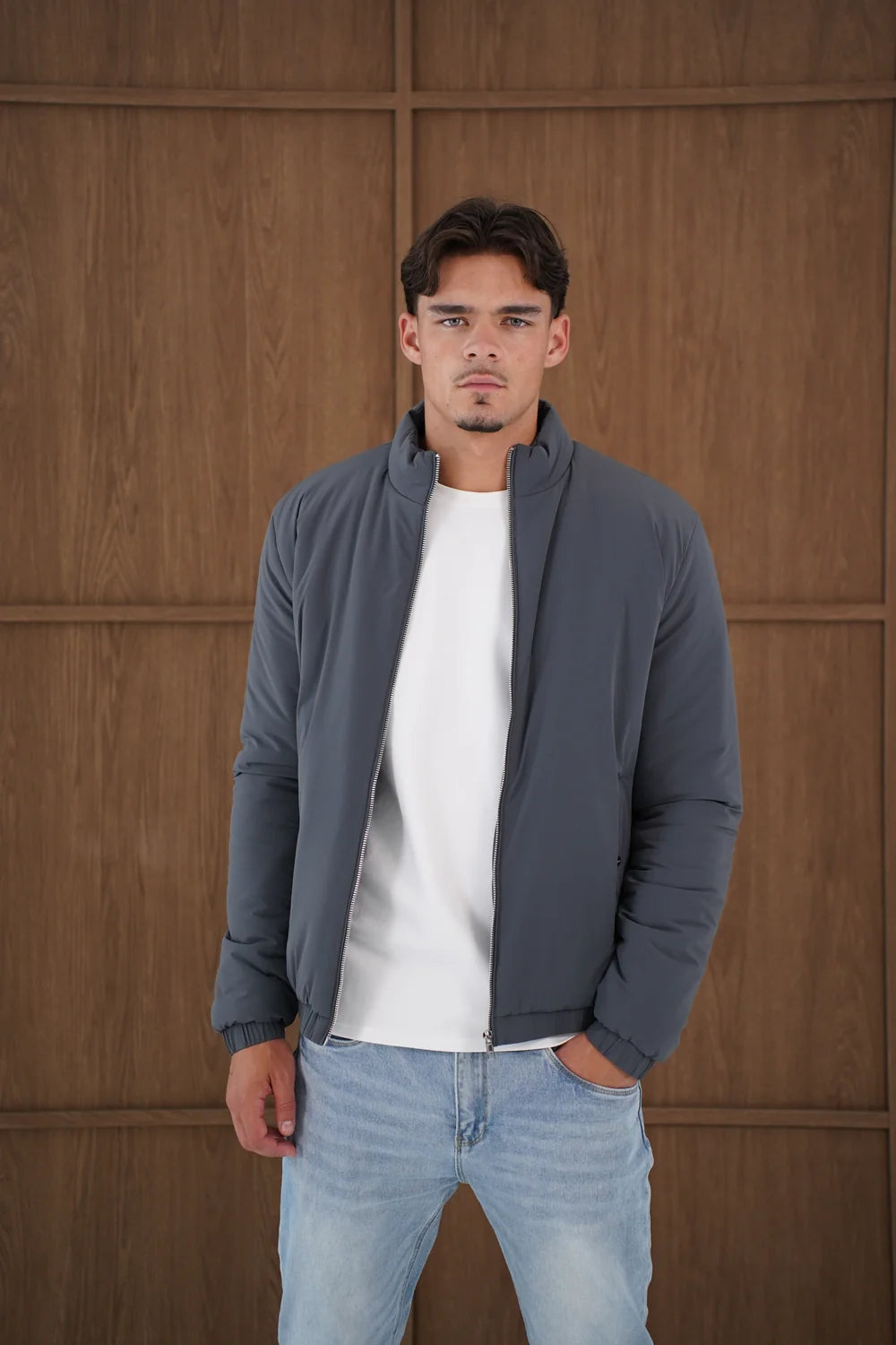 CAPO PADDED BOMBER JACKET
COLOUR CHARCOAL